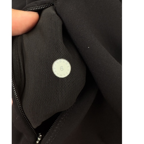 Lululemon Cardio Squad Jacket - Picture 4 of 4